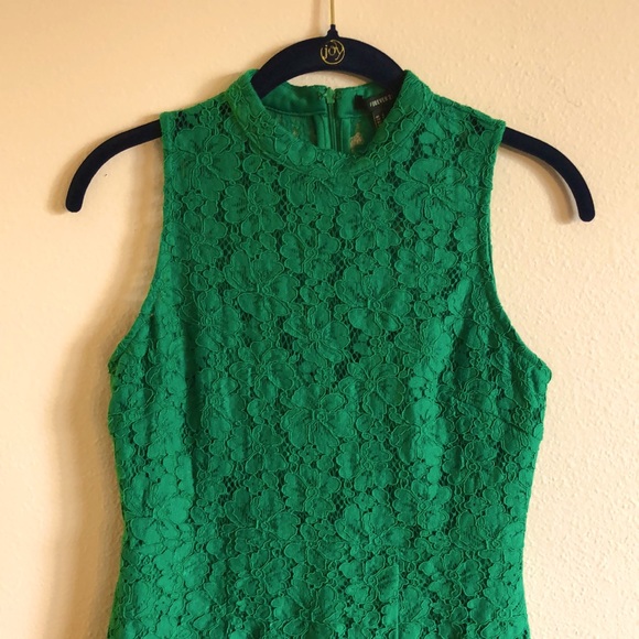Forever 21 Emerald Green Lace Short Dress - Picture 2 of 6